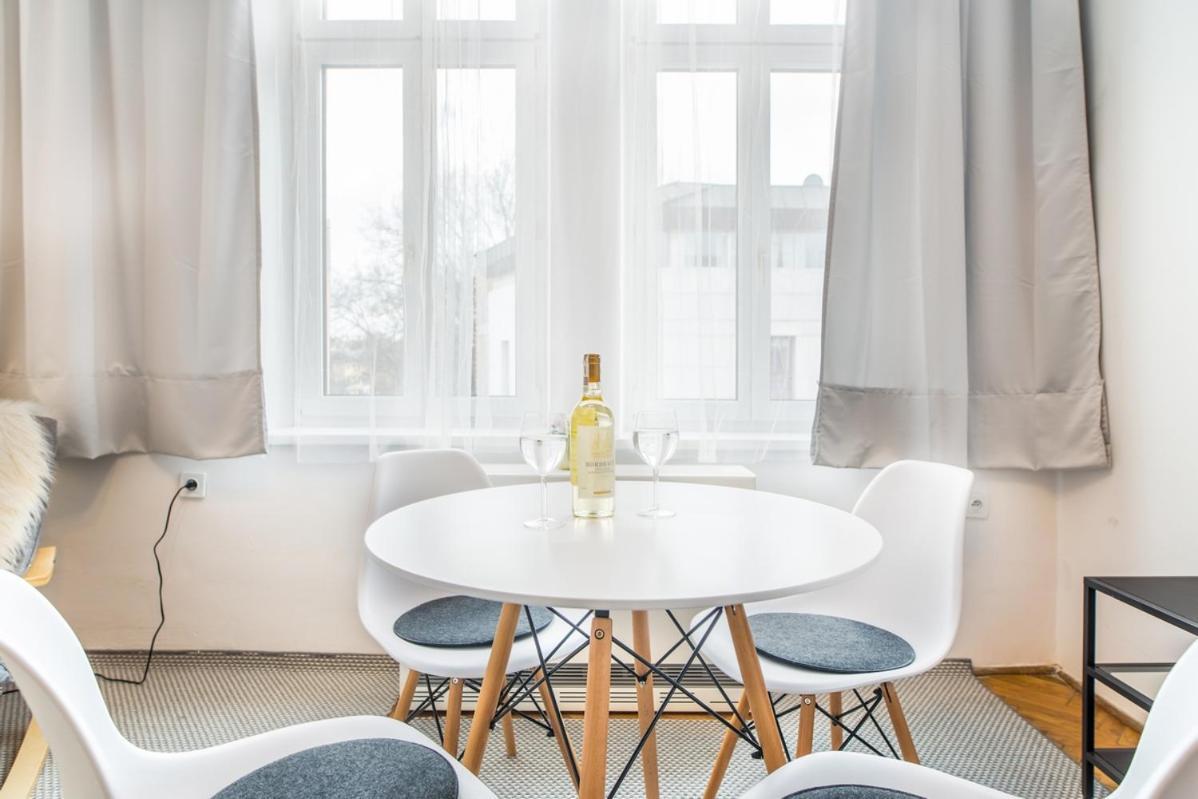 Miodowa Apartment คราคูฟ ภายนอก รูปภาพ