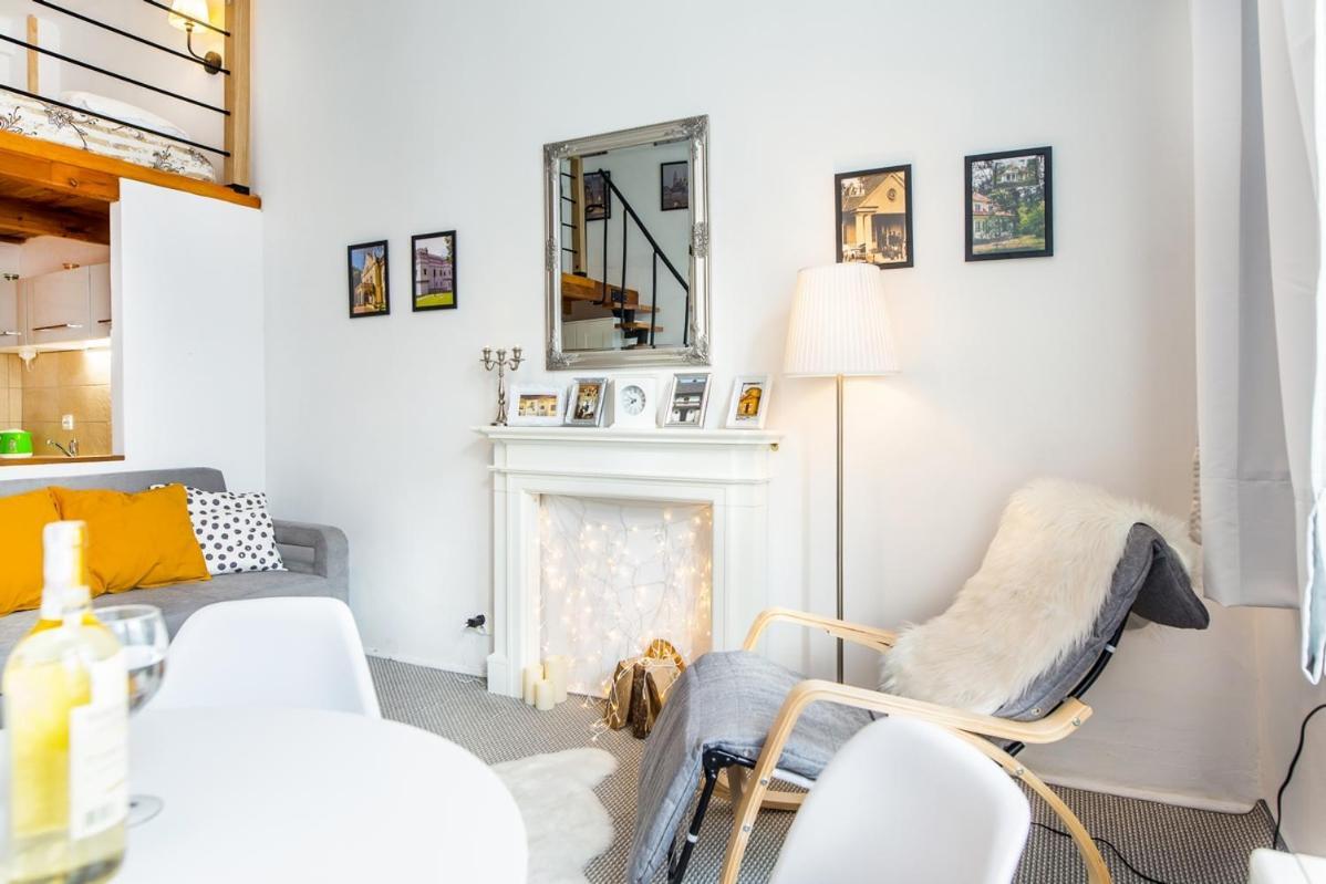 Miodowa Apartment คราคูฟ ภายนอก รูปภาพ