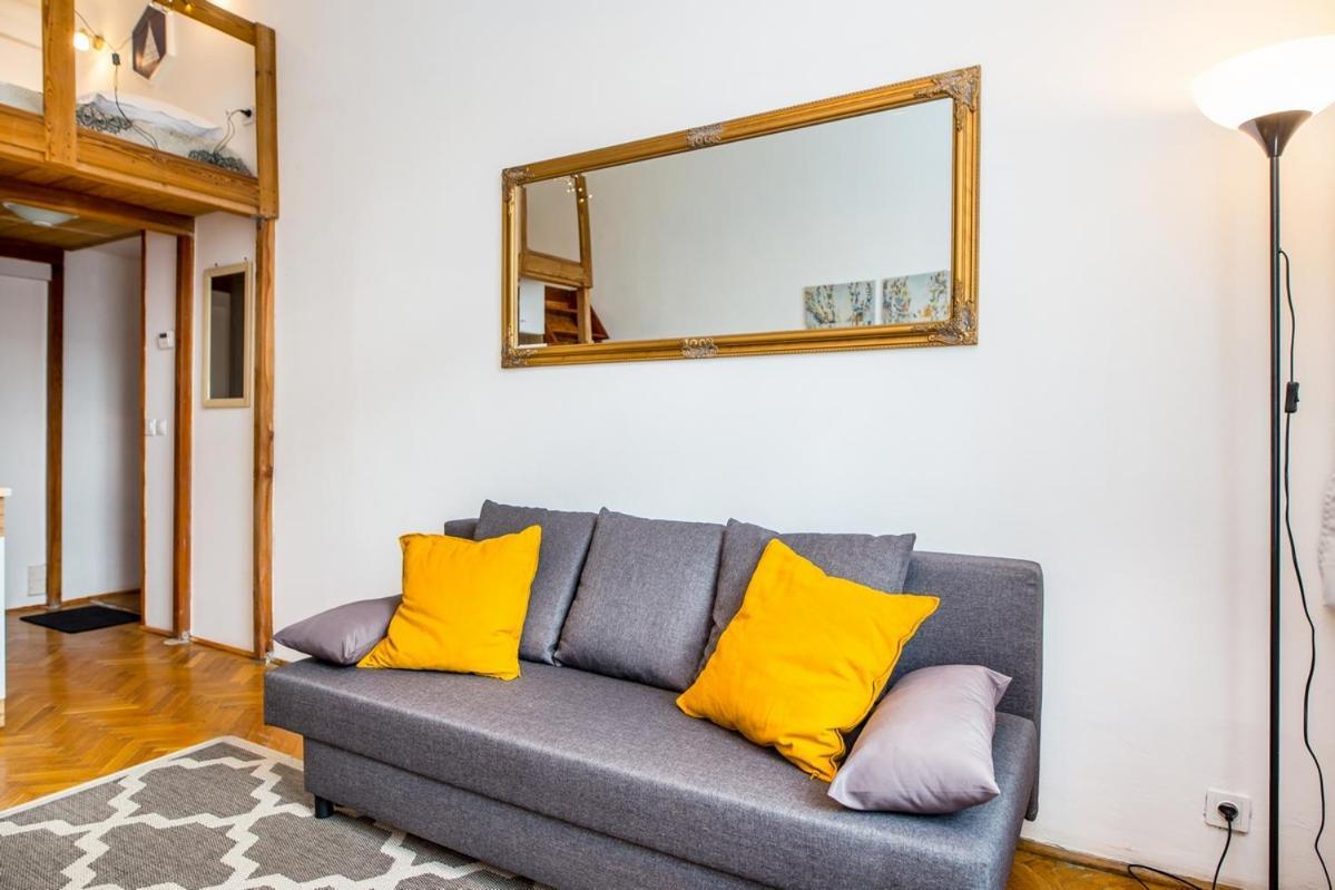Miodowa Apartment คราคูฟ ภายนอก รูปภาพ